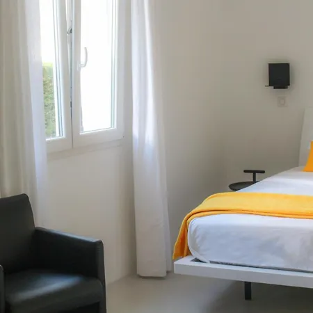 Couette-café Croissant De Lune 4*