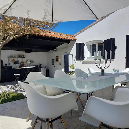 Croissant De Lune Bed & Breakfast