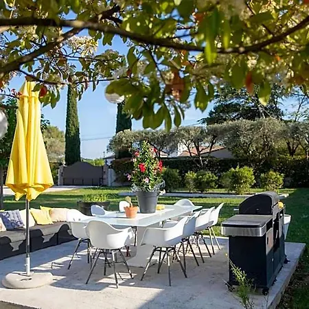 Croissant De Lune Bed & Breakfast 4*