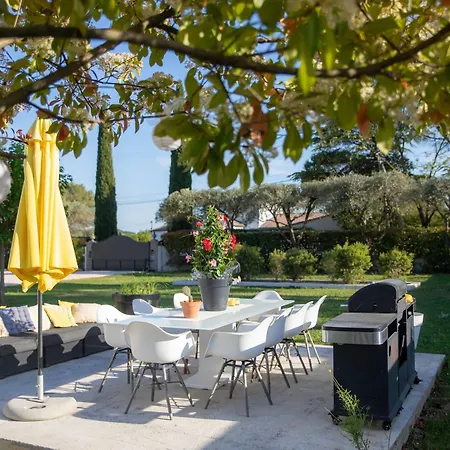 Croissant De Lune Bed & Breakfast 4*