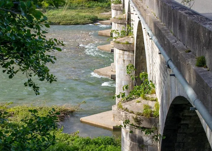 Croissant De Lune Bed & Breakfast 4*